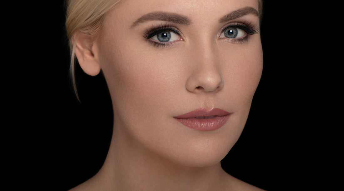 ALL ABOUT HOW TO APPLY FALSE LASHES