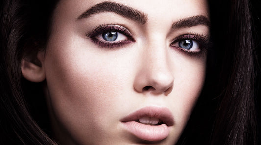 HOW TO USE THE EXACTING™ EYEBROW PENCIL
